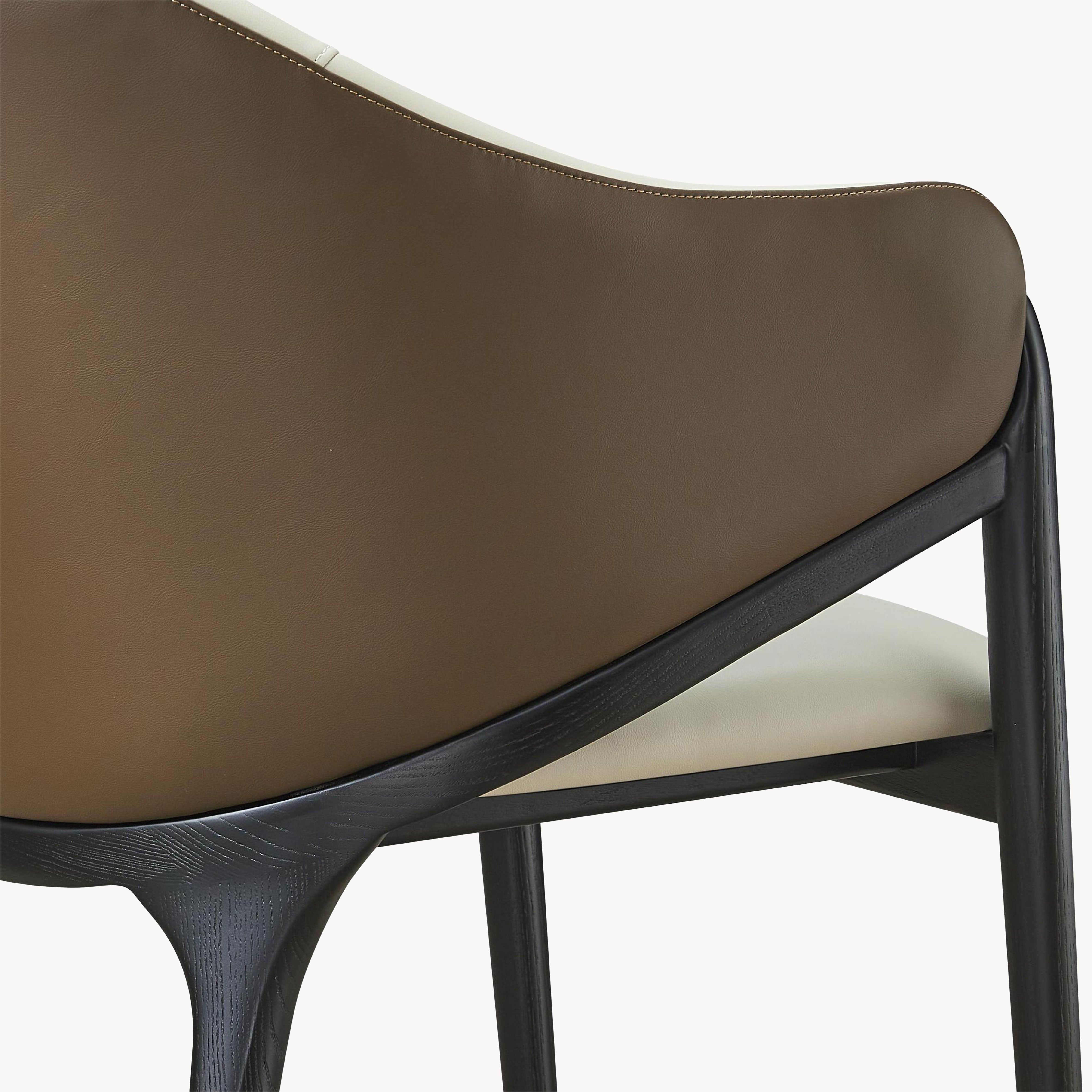 Umire 2pcs ash wood leather dining chairs