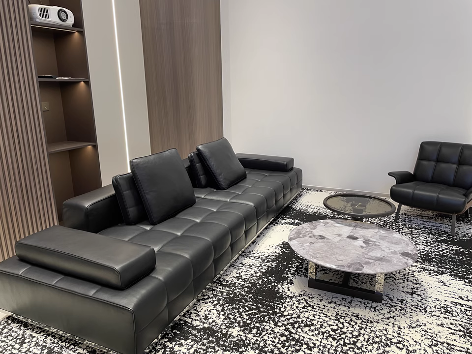 Combina Modern marble coffee table