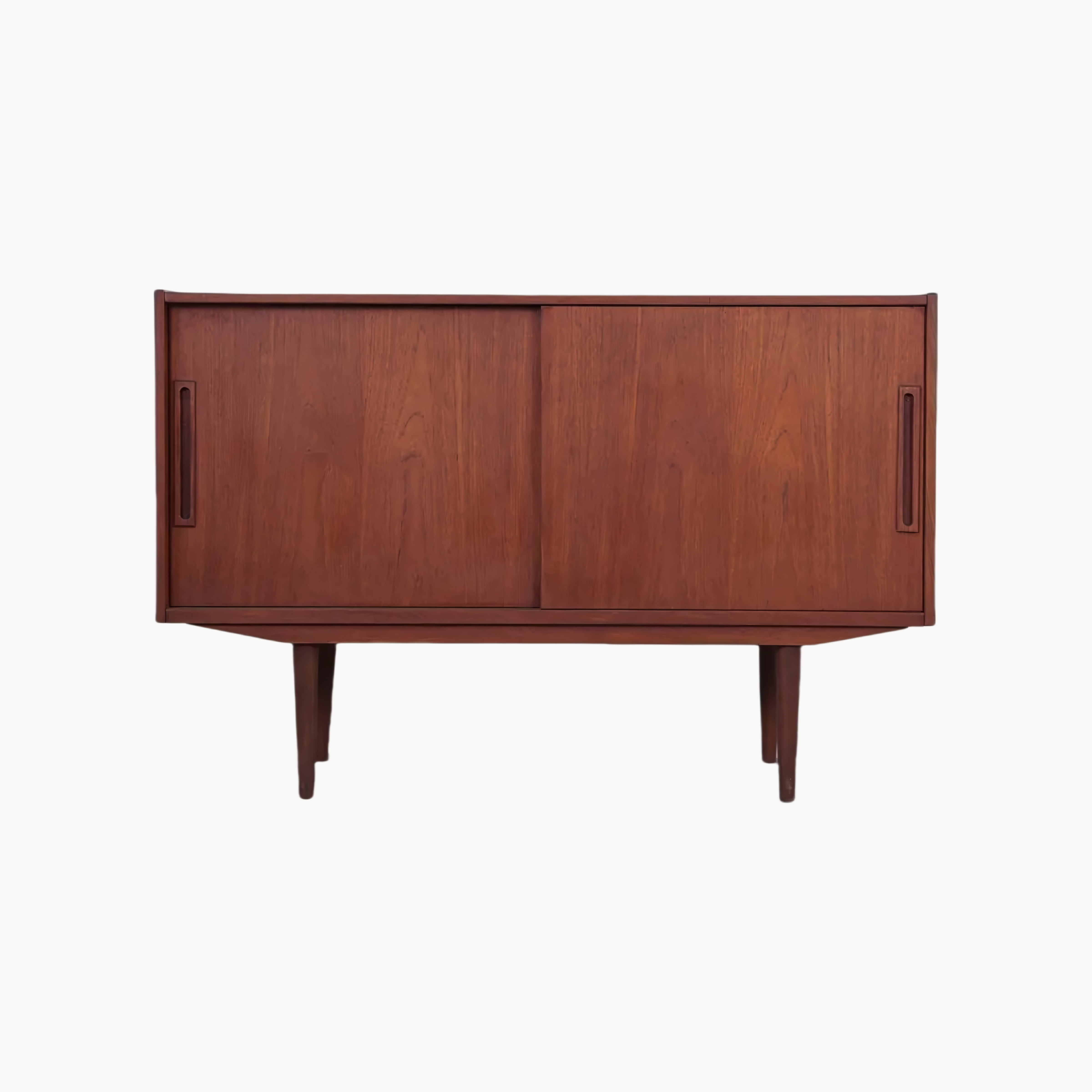 Tervox Solid wood sideboard