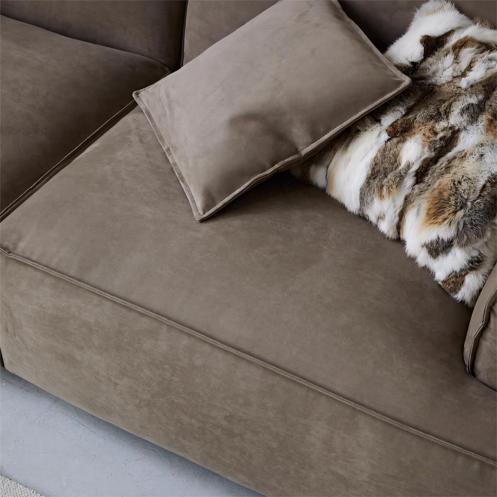 Grazi Fabric straight sofa