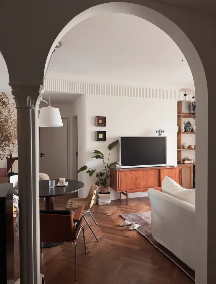 Naxum Solid wood sideboard