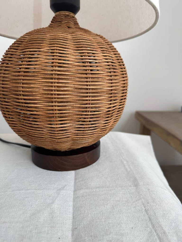 Ermise Natural rattan solid wood lamp
