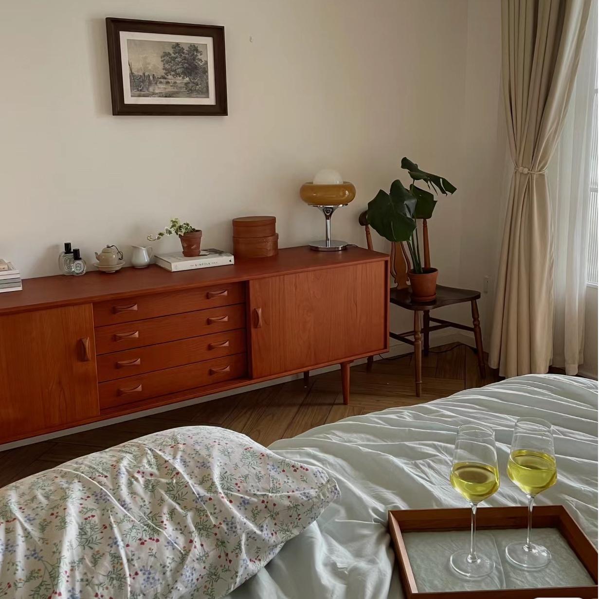 Brixon Solid wood sideboard