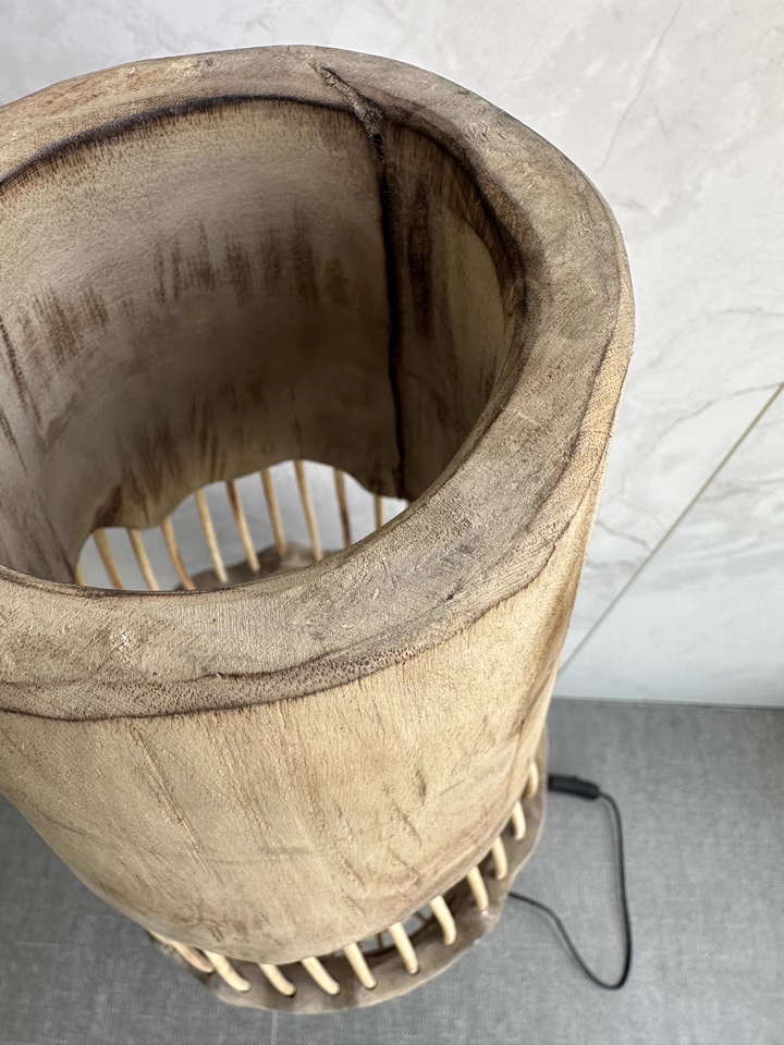 Danire Solid wood floor lamp