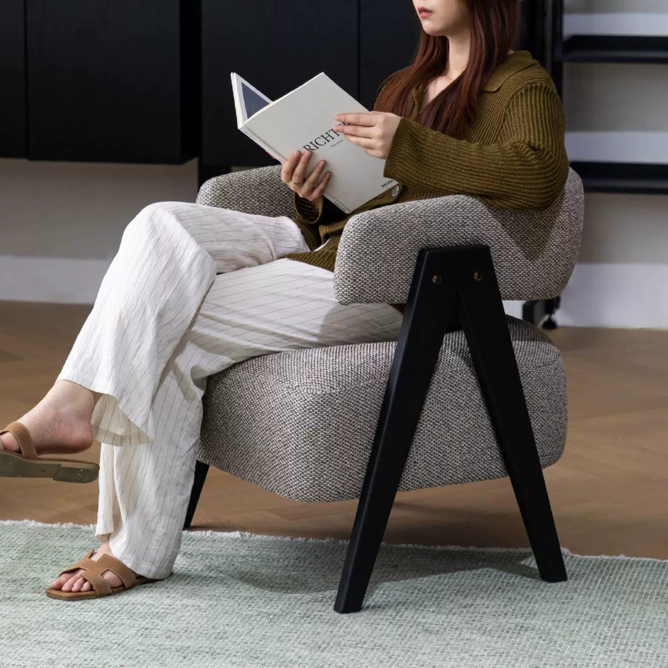 Quill Fabric accent chair