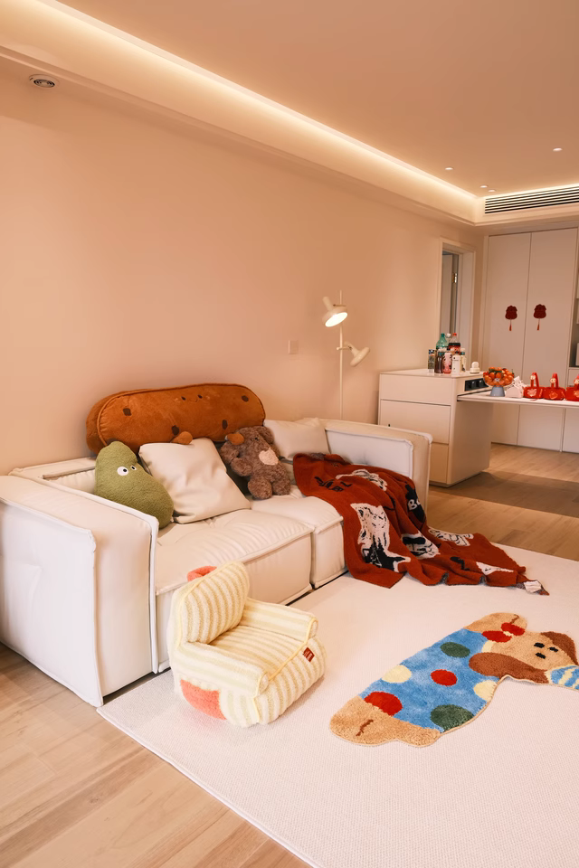 Tosta Fabric straight sofa