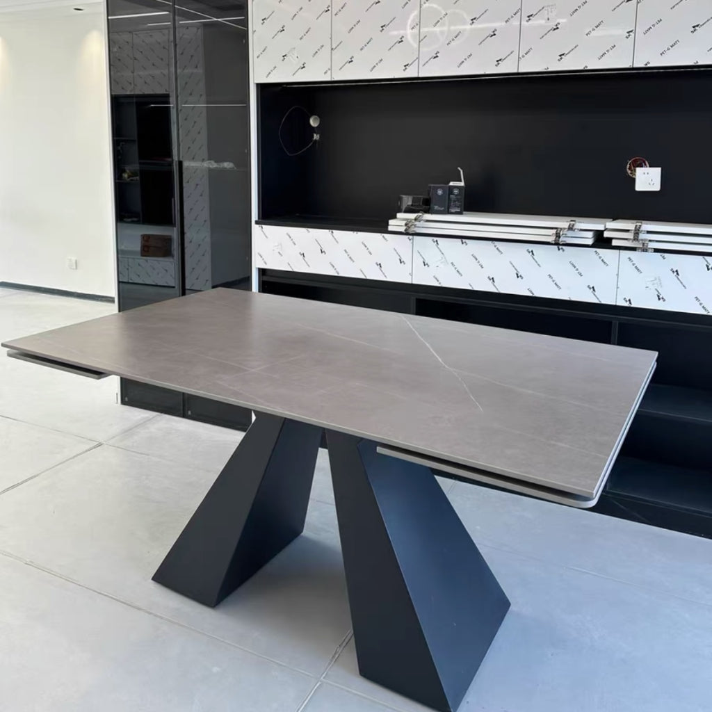 Brontan Extendable sintered stone dining table