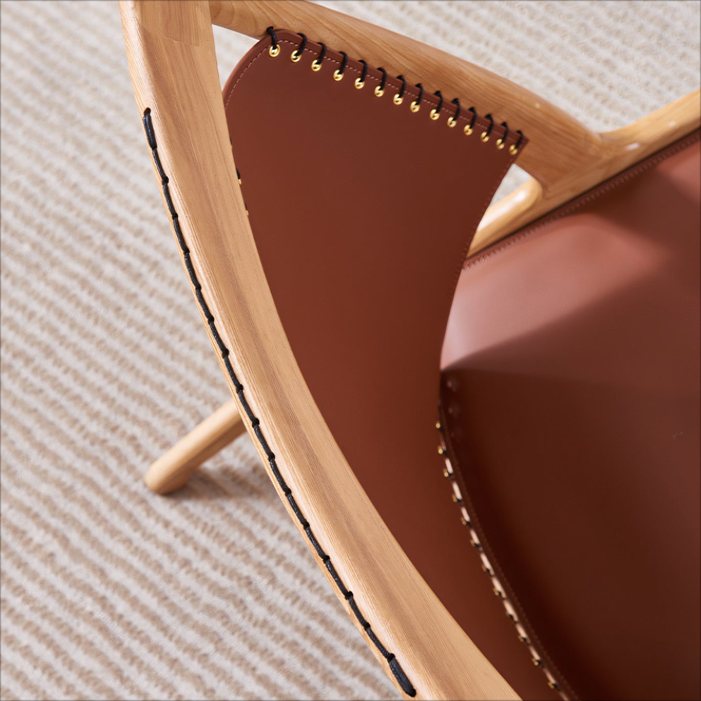 Beneta Leather ash wood lounge chair