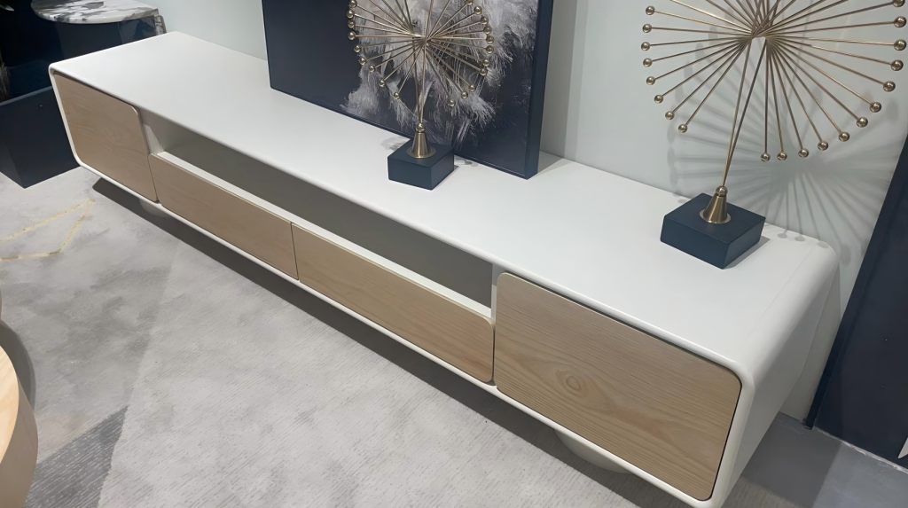 Pinoel Minimalist TV cabinet