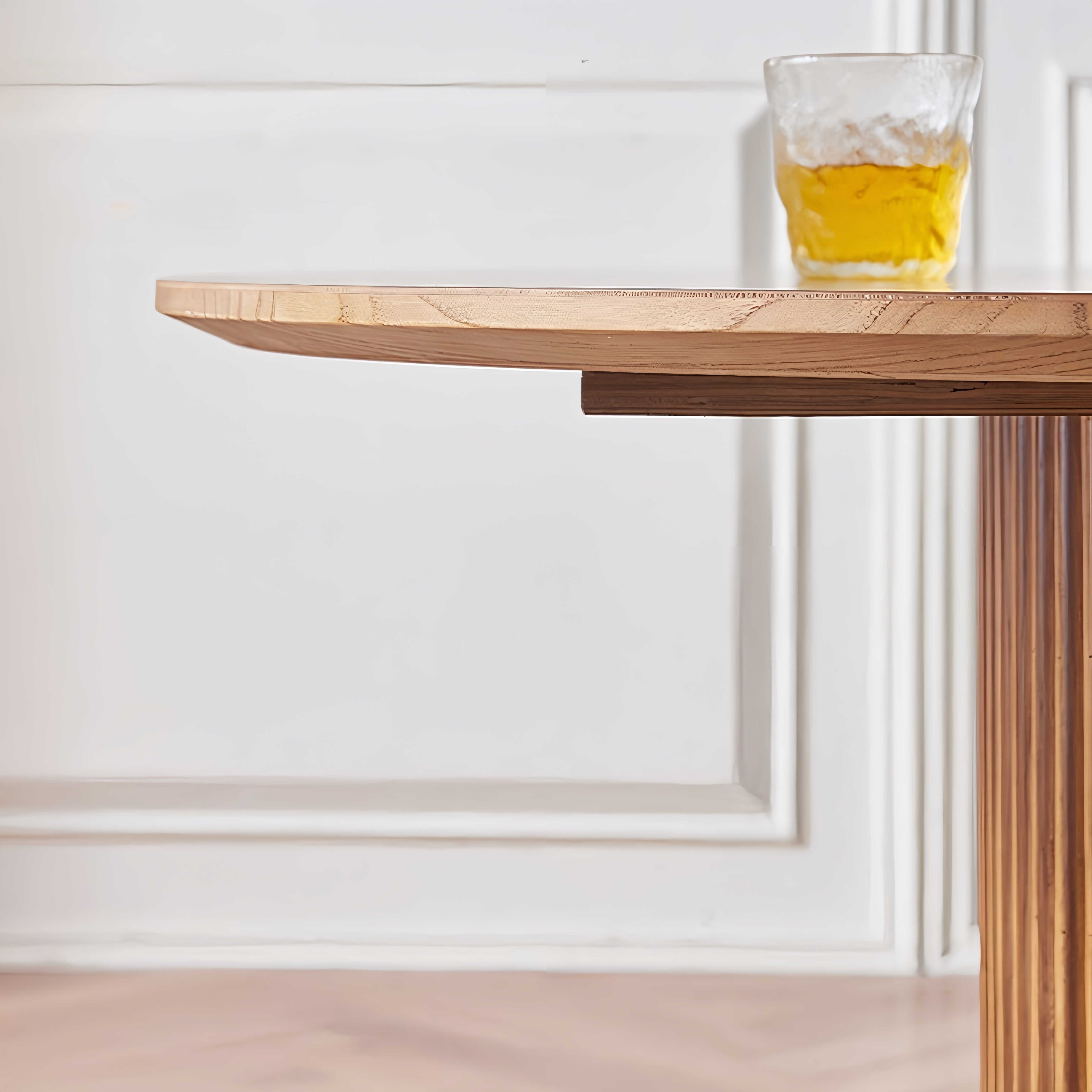 Quolin Ash wood round minimalist round dining table