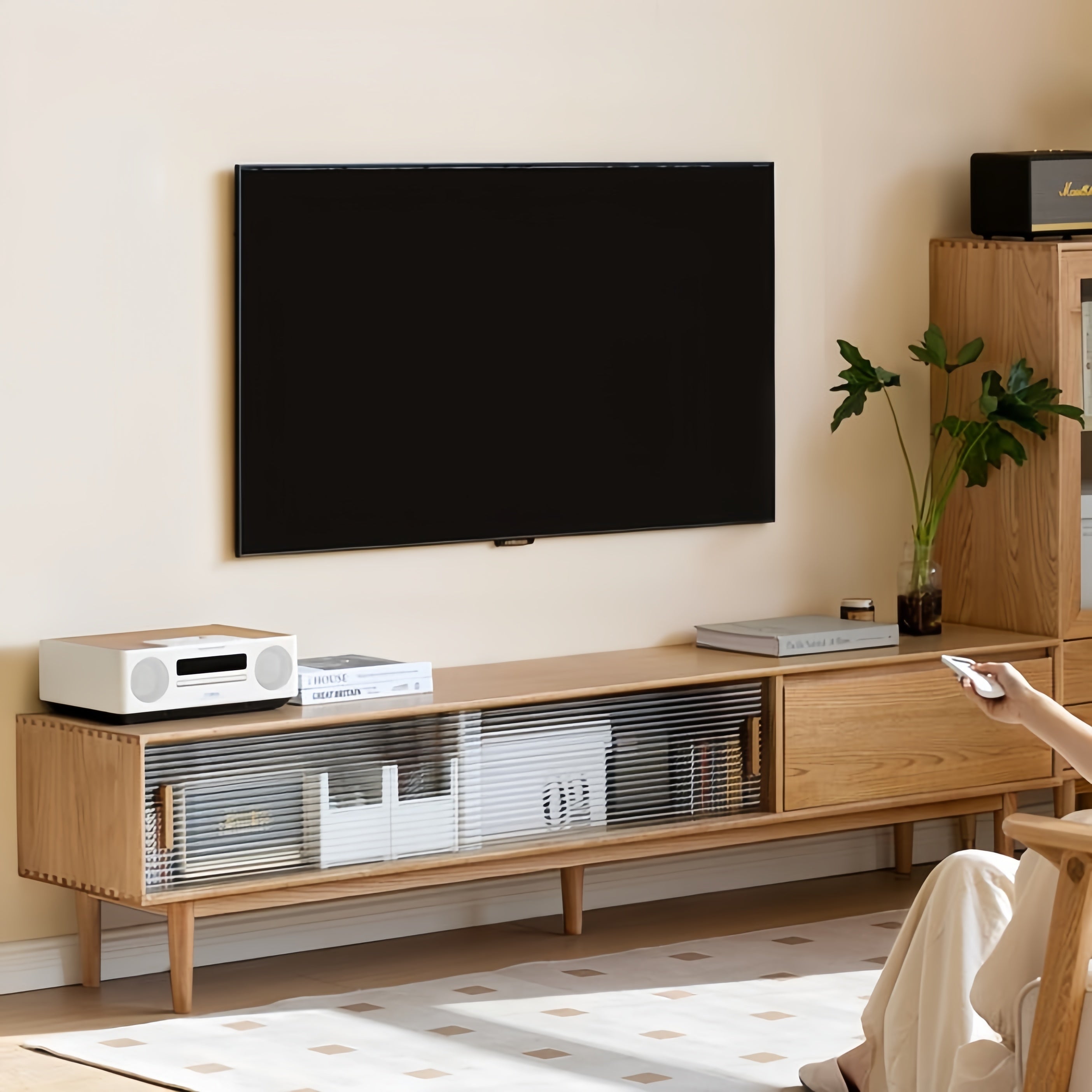 Piovre Solid wood TV cabinet