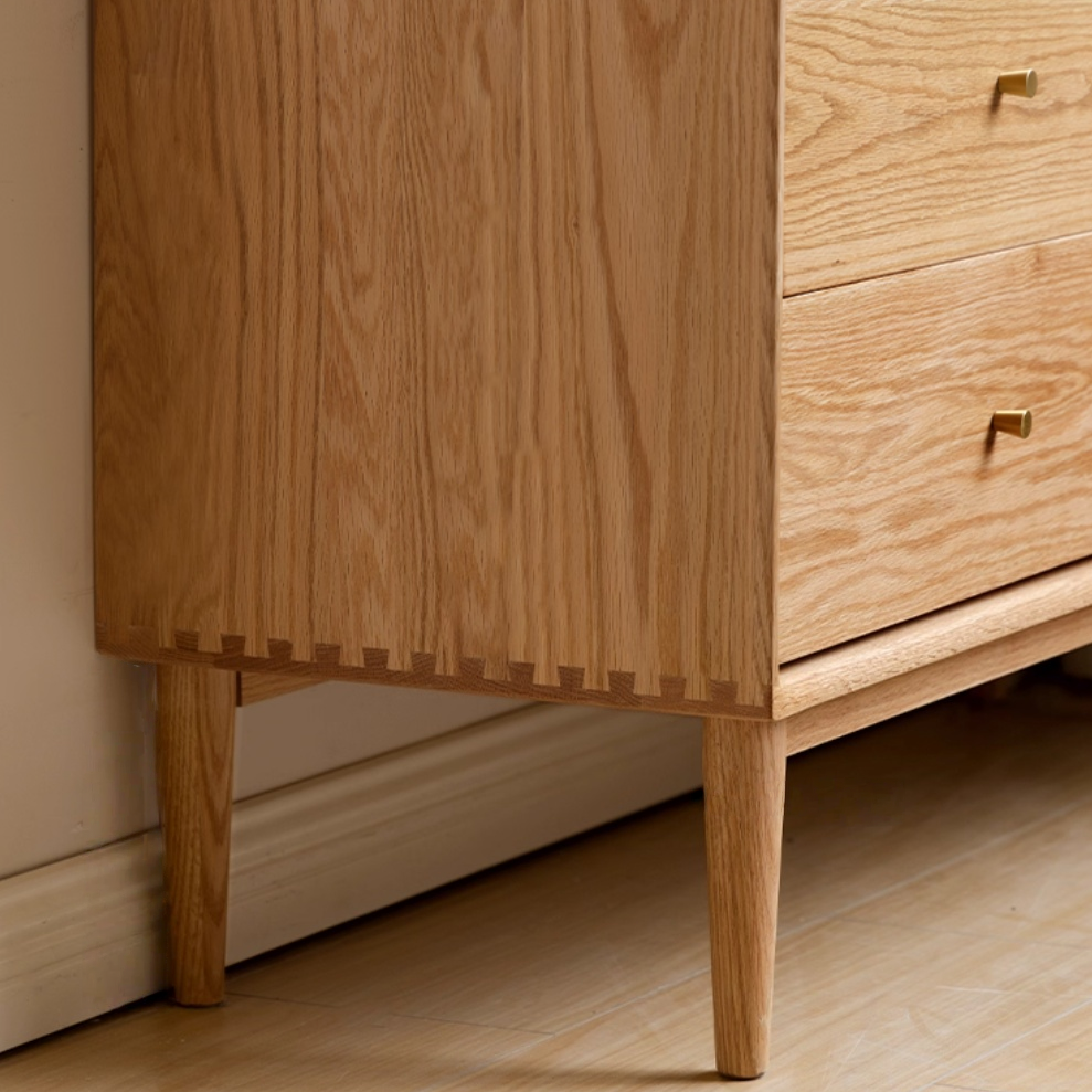 Luerzo Solid wood chest of drawers