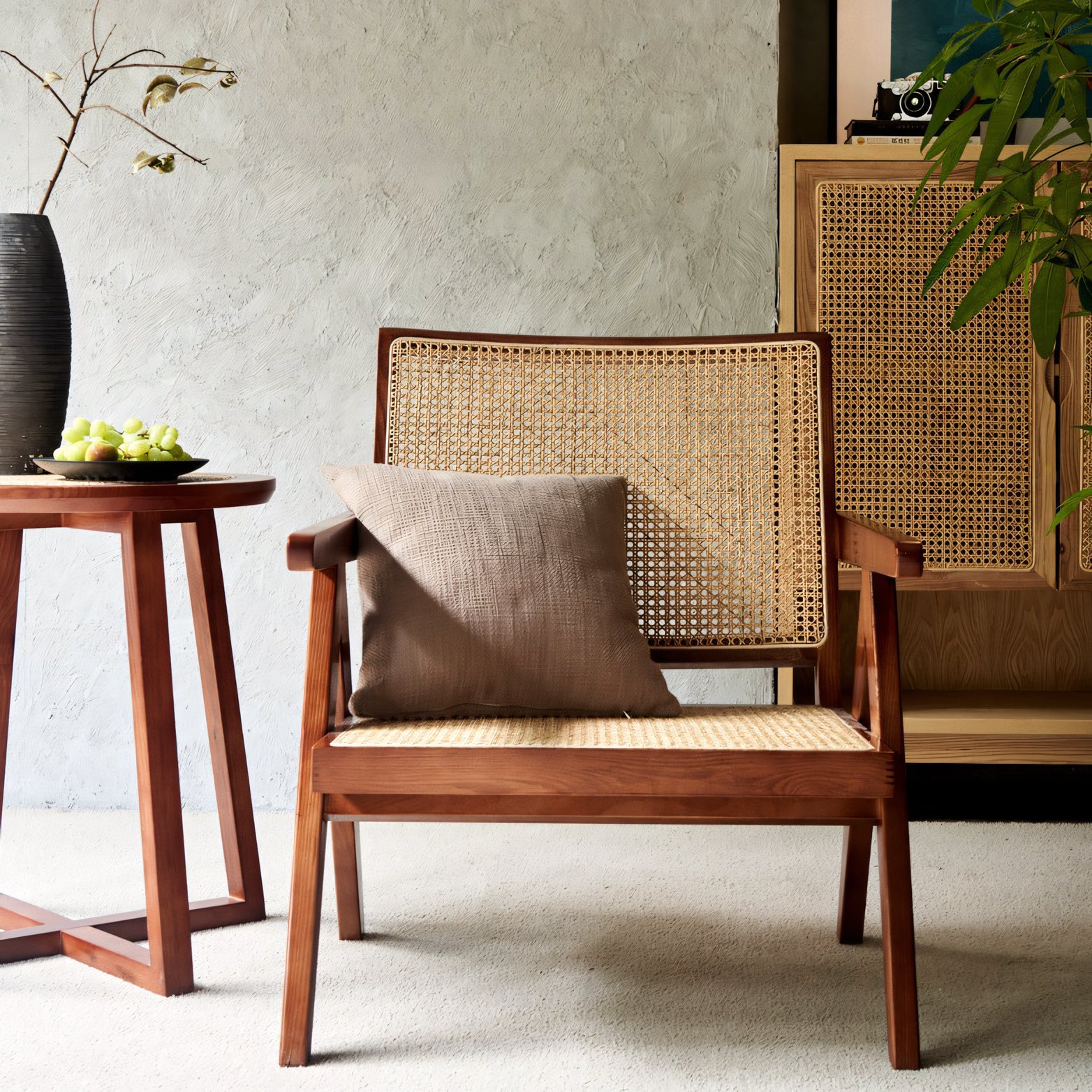 Nafilia Ash wood natural rattan loung chair