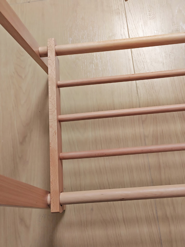 Axiso Solid wood folding clothes rack