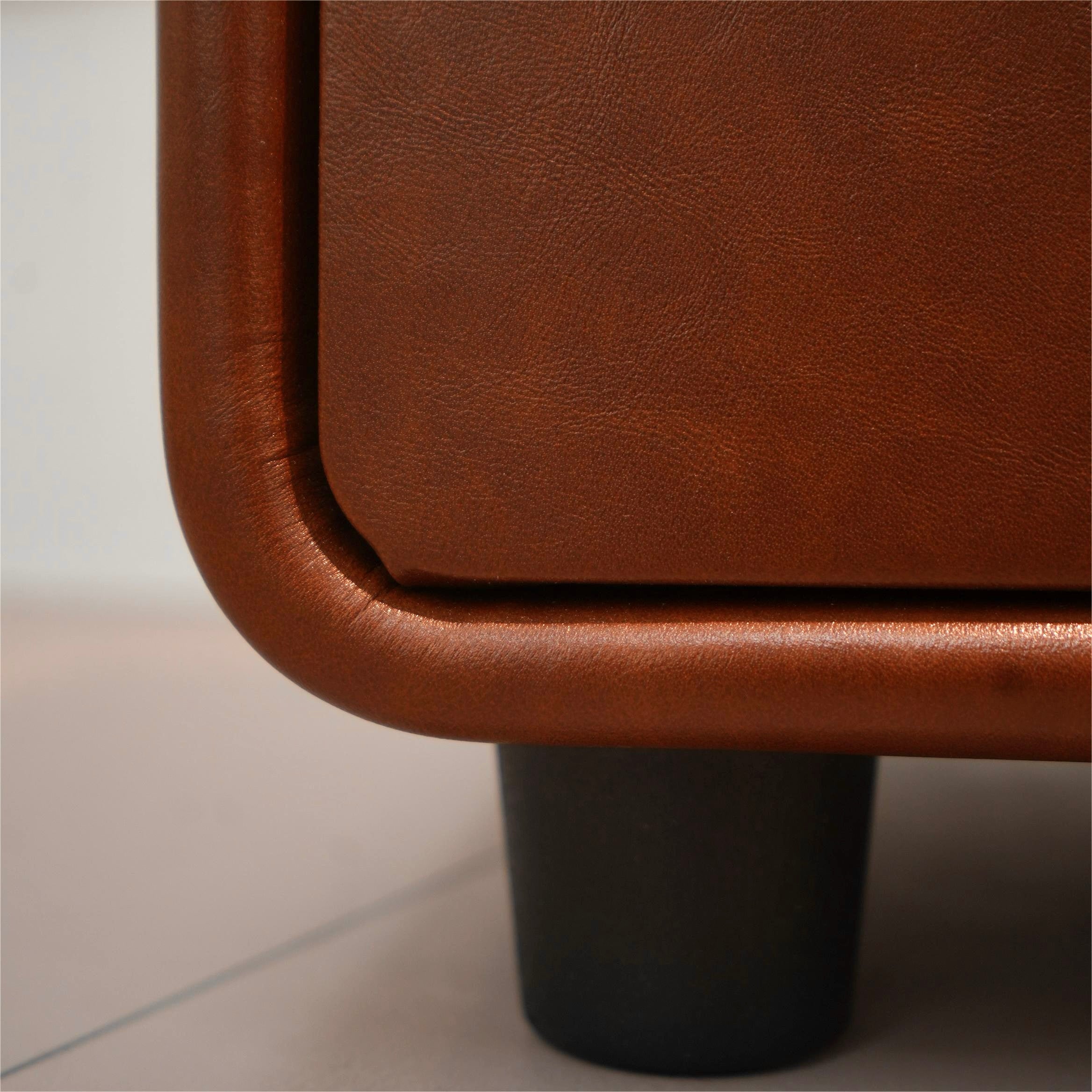 Olime 2pcs wooden leather nightstands